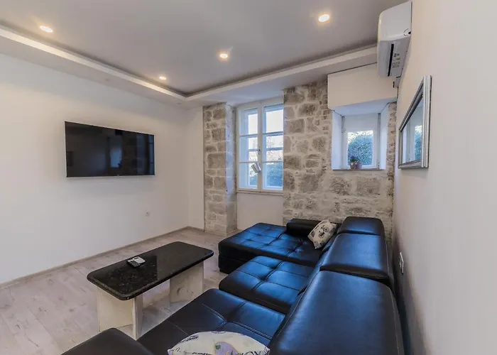 A2 - Spacious On Seafront With The Sea View *