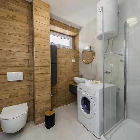 A 2 - Spacious On Seafront With The Sea View Apartment Kastela