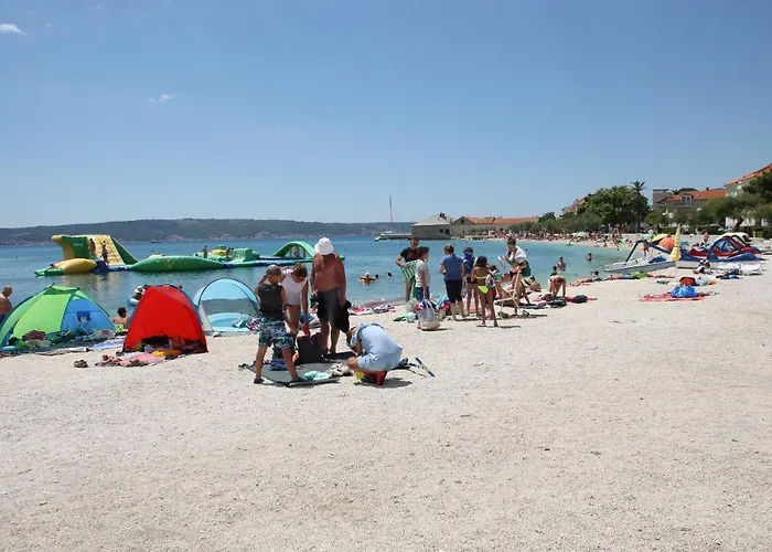 Apartman A2 - Spacious On Seafront With The Sea View *